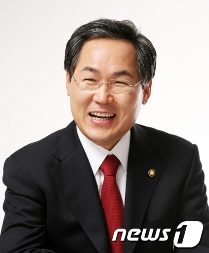 우윤근 민주통합당 의원./사진제공=우윤근 의원측 © News1 김한식 기자
