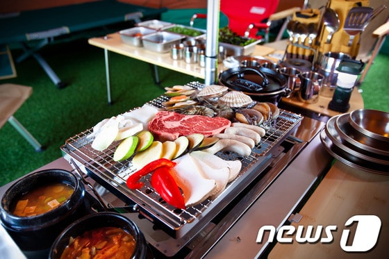 부산 웨스틴조선호텔의 '캠핑&그릴'이 11월 30일까지 가을 특선메뉴를 선보인다.© News1