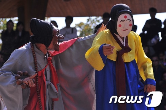 중요무형문화재 제69호 하회별신굿탈놀이./사진제공=안동시청 © News1 