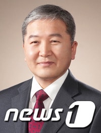 전남대 제19대 총장후보자 1순위로 선출된 박창수 교수. © News1 