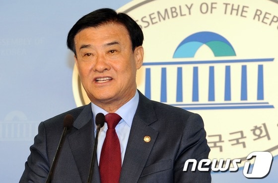                                                                                            강창희 새누리당 의원 2012.5.30/뉴스1 © News1 이종덕 기자