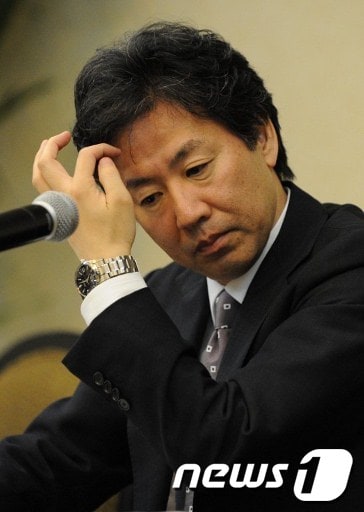 아즈미 준 일본 재무상 © AFP=News1 