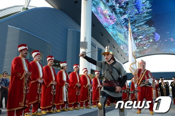 군악대 사열 장면/© News1 김상렬기자 
