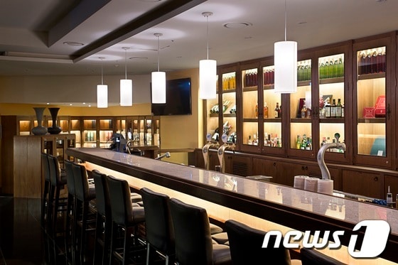 노보텔 앰배서더 부산의 르 부숑 바.© News1 