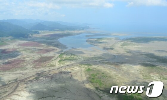 바다에서 육지로 변한 새만금 관광단지 (자료사진) © News1 김춘상 기자