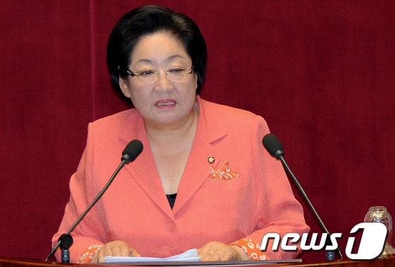 김을동 새누리당 의원. /뉴스1 © News1 박정호 기자