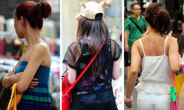 지난해 여름 중구 명동에서 시민들이 다양한 여름 의상을 입고 걸어다니고 있다. 2012.7.25/뉴스1 © News1 안은나 인턴기자