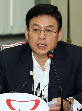 새누리당 정우택 의원/뉴스1 © News1 이종덕 기자