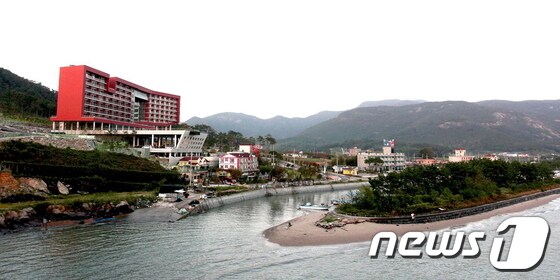 총 공사비 419억원을 투입한 NH농협보험 변산수련원이 3년간의 공사끝에 25일 개장했다./자료사진=전북농협© News1 