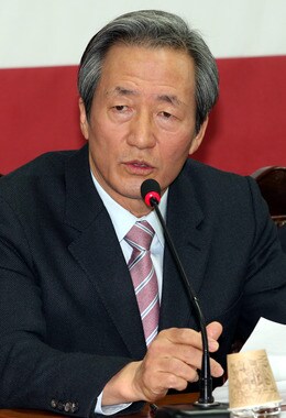 정몽준 새누리당 전 대표가 &#39;제2무등도서관&#39; 건립을 약속했지만 시가 약속했던 부지매입을 하지 않으며 건립이 무산될 전망이다. © News1 이광호 기자