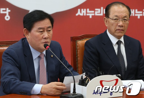 최경환 새누리당 원내대표. 2013.10.14/뉴스1 © News1 송원영 기자