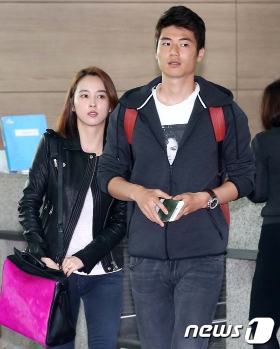 배우 한혜진, 축구선수 기성용 부부가 축의금 6000만원을 기부한 것으로 알려졌다. © News1