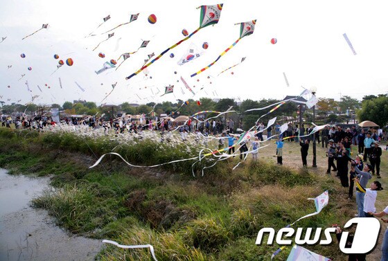 연날리기/사진제공=김제시 © News1 박효익 기자
