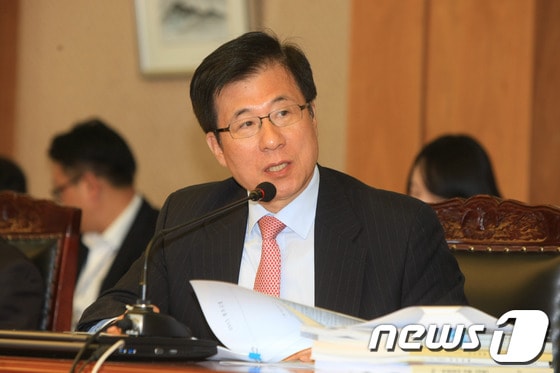 민주당 신경민 최고위원.2013.10.23/뉴스1 © News1 김태성 기자