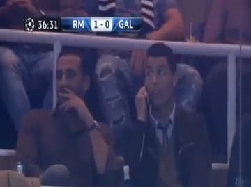 격투기 스타 바다 하리(왼쪽)와 크리스티아누 호날두(유투브 캡쳐). © News1  