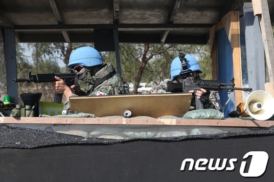경계 태세중인 한빛 부대원 © News1 