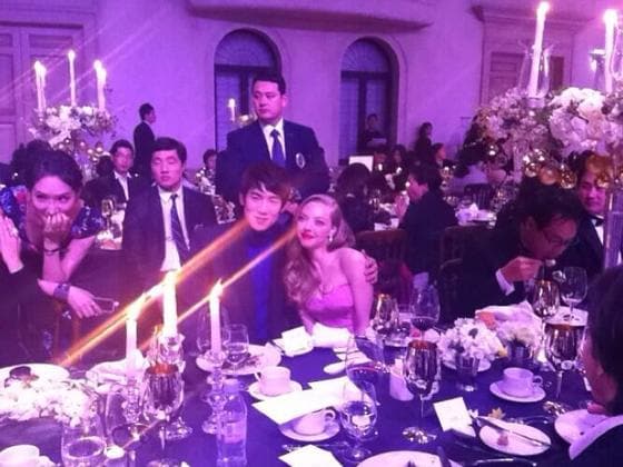 엘르 코리아가 4일 공식 트위터(@ELLE_KOREA)를 통해 공개한 유연석과 아만다 사이프리드의 사진. © News1