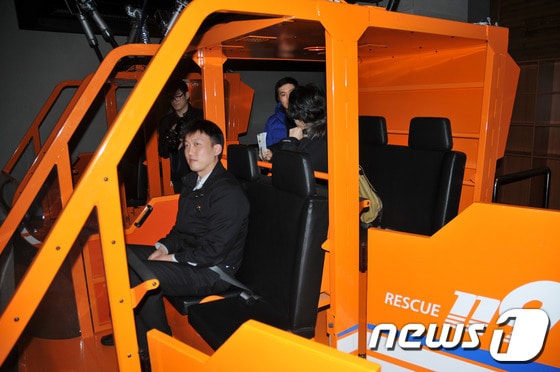 서울 성북소방서는 26일 소방안전교육 컨텐츠 강화 및 교수기법 강화를 위해 강원도에 위치한 '365 세이프타운' 체험견학을 실시했다. (성북소방서 제공) 2013.2.27/뉴스1 © News1 김보영