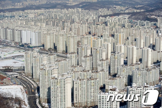 강남지역의 아파트 단지. (경찰청 항공촬영 협조) © News1 이명근 기자