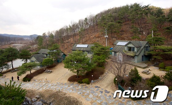 사회지도층 인사들에게 성접대를 했다는 의혹이 제기된 강원도 원주 별장. © News1 이명근 기자