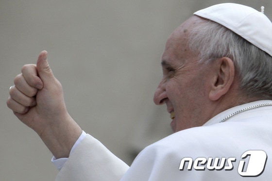  교황 트위터. ©AFP=News1