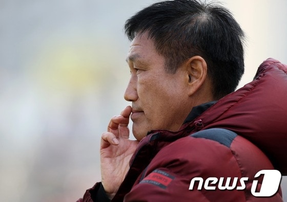 최진한 경남FC 감독(경남FC 제공).© News1