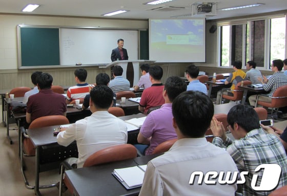 충남소방안전본부는 23일부터 이틀간 체계적인 소방검사 기법 개발과 업무수행능력 향상을 위한 연찬회를 개최했다.© News1