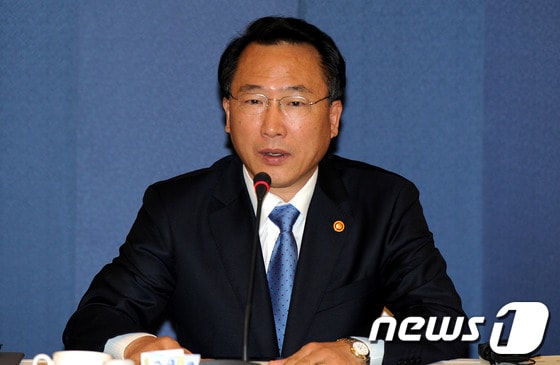 방하남 고용노동부 장관./뉴스1 © News1 박정호 기자