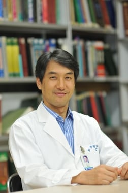 ©이근배 전남대병원 정형외과 교수 News1