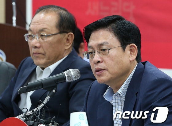 정우택 새누리당 최고위원. 2013.7.25/뉴스1 © News1 송원영 기자