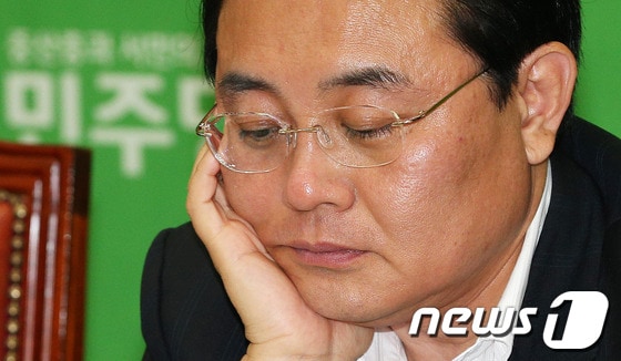 민주당 전병헌 원내대표.2013.7.9/뉴스1 © News1 오대일 기자
