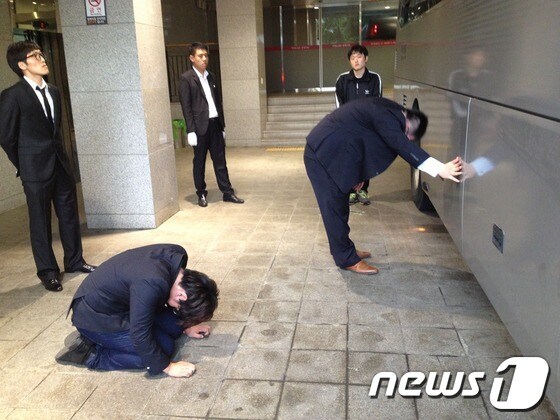 1일 오전 6시10분 고 성재기 남성연대 대표의 발인식이 엄수됐다. © News1 