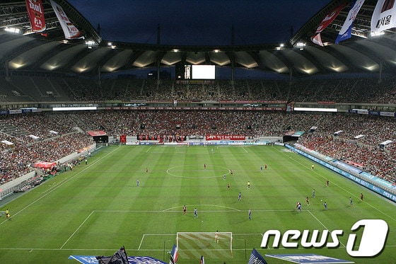 2012년 8월 FC서울과 수원 삼성의 경기가 열린 서울월드컵경기장.(FC서울 제공).© News1