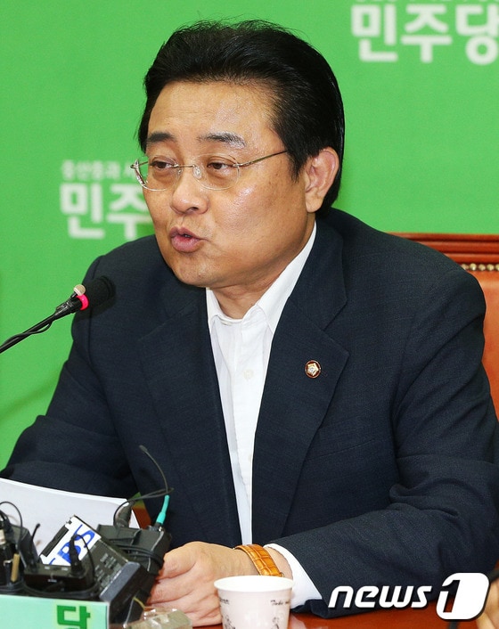 전병헌 민주당 원내대표. 2013.8.21/뉴스1 © News1   오대일 기자