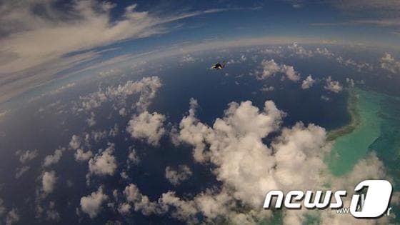 SBS 예능프로그램 '정글의 법칙 in 캐리비언'-스카이다이빙 도전편 (사진제공=SBS). © News1