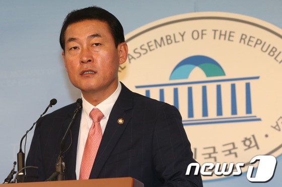 황영철 새누리당 의원. © News1   송원영 기자