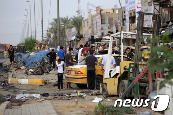16일(현지시간) 바그다드 북부 탈비야에서 자살폭탄테러가 발생했다. ⓒAFP=뉴스1