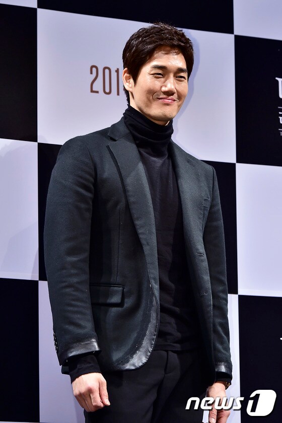 배우 유지태가 25일 오전 서울 CGV 압구정에서 열린 영화 "더 테너 리리코 스핀토’(감독 김상만) 제작보고회에 참석해 포즈를 취하고 있다. ⓒ News1