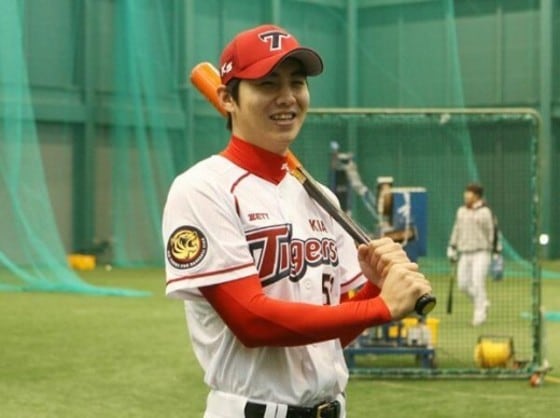 FA 계약으로 KIA 타이거즈 소속이 된 지 1년 만에 다시 KT로 팀을 옮기게 된 이대형.ⓒ News1