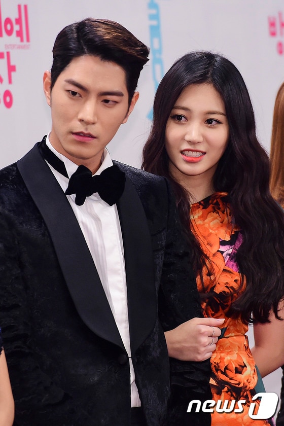 '우리 결혼했어요'에서 가상부부로 출연 중인 홍종현과 유라. ⓒ News1 김진환 기자