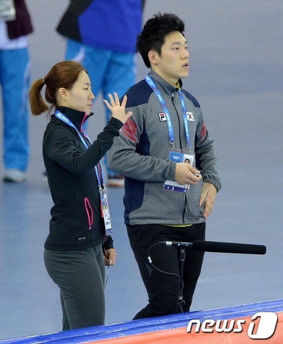 한국 빙상의 간판 이상화와 모태범.© News1   (소치(러시아)=뉴스1) 이동원 기자