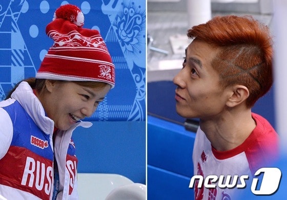 6일(현지시간) 러시아 소치 아이스버그 스케이팅 팔라스 경기장에서 안현수 여자친구가 남자친구를 향해 미소를 보내고 있다.2014.2.6/뉴스1 © News1 (소치(러시아)=뉴스1) 이동원 기자