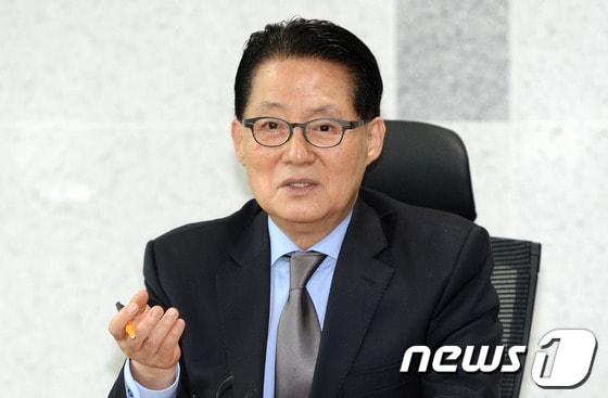 박지원 새정치민주연합 의원. 2014.3.11/뉴스1 © News1 박철중 기자