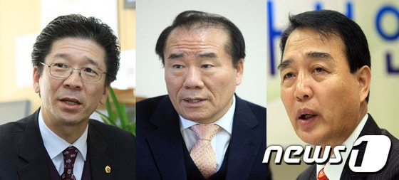 .4지방선거 광주시교육감 선거에 경선을 통한 단일 후보 선출에 합의한 전교조 출신의 윤봉근 광주시교육감 예비후보와 장휘국 광주시교육감, 정희곤 광주시의회 교육의원(왼쪽부터). © News1 김태성 기자