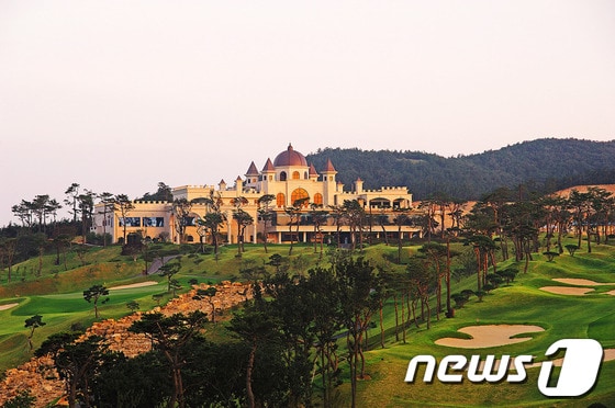©충남 서산시 대산읍에 위치한 윈체스트 골프리조트가 지난 4월1일 명칭을