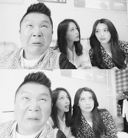 걸그룹 오렌지카라멜 나나가 배우 홍수현과 함께 찍은 엽기셀카 사진을 자신의 트위터에 공개했다. © 사진출처=나나 트위터 