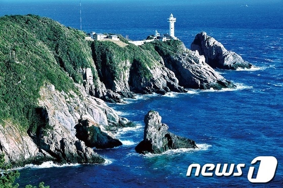 거문도 등대 전경(여수시 제공)2014.6.18/뉴스1