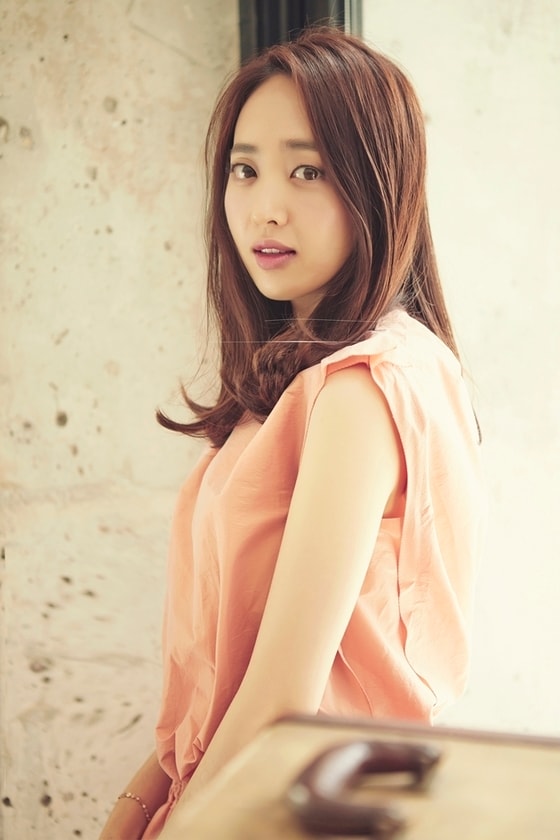 배우 김민정이 결혼에 대한 생각을 밝혔다. © 더좋은이엔티 제공 