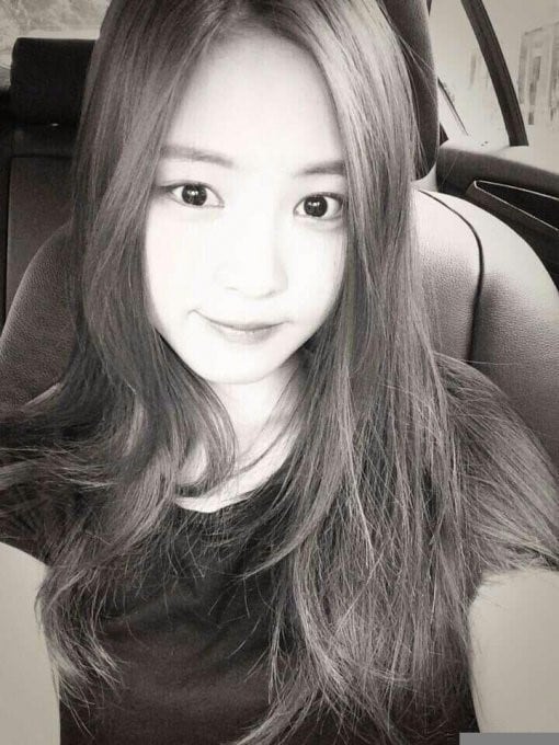 걸그룹 에이핑크 손나은이 생애 첫 투표권을 행사했다. © 손나은 트위터 