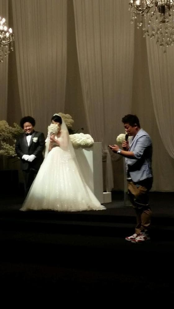 개그맨 송영길이 결혼식을 올렸다. © 개그맨 김지호 트위터 